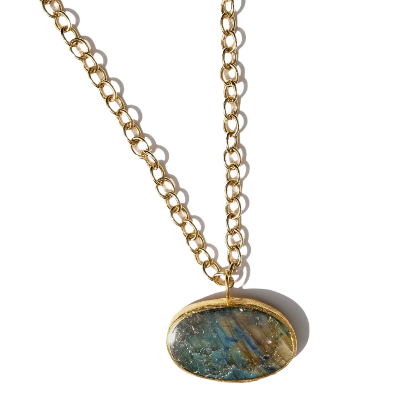 STRUCK PENDANT